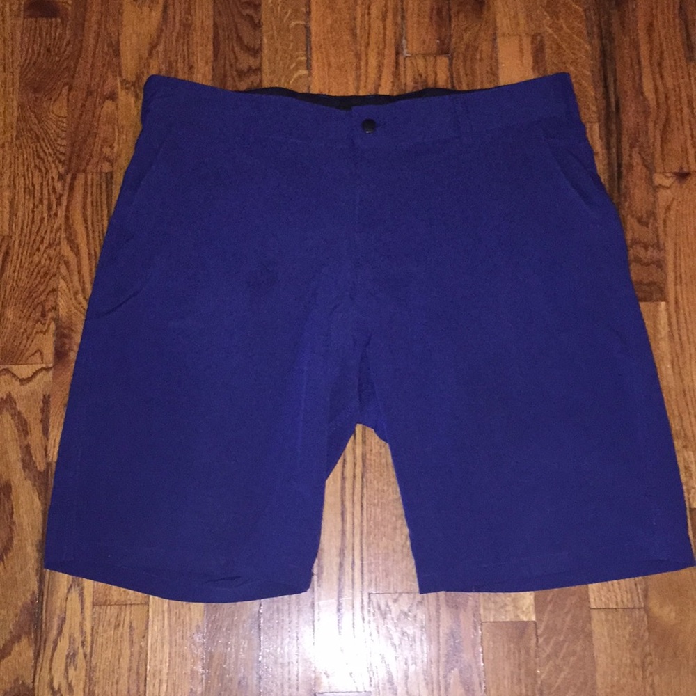Men’s ‘TRUNKS’ brand shorts - Size 38